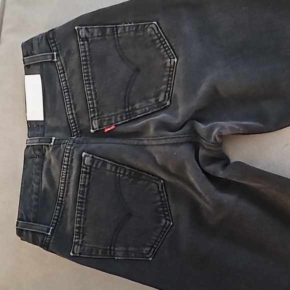 Redone Levi's jeans - Picture 4 of 5